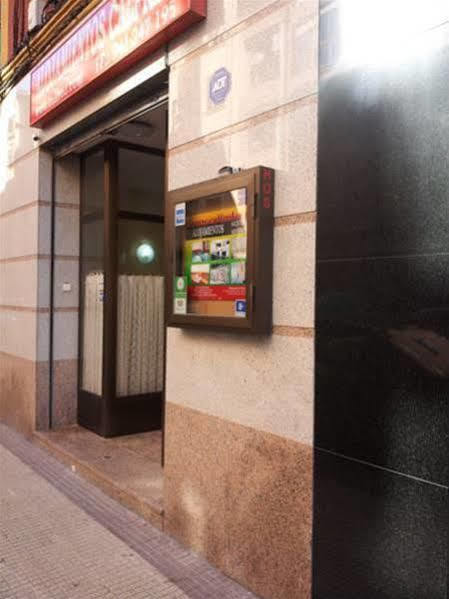 Pension Calfred II Logroño Exteriér fotografie